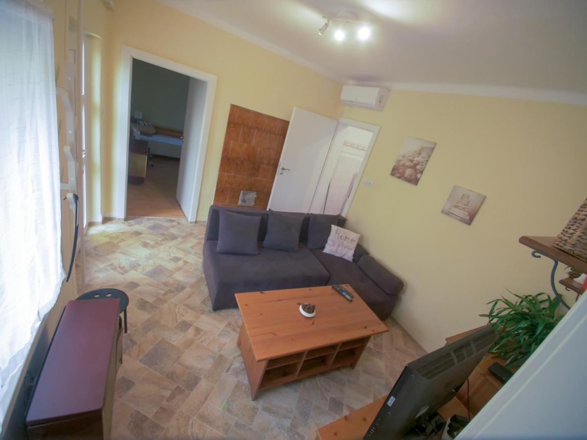 Apartamento Estike Balatonlelle Exterior foto